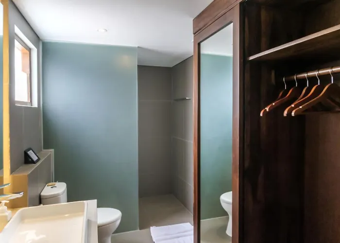 Sunset Loft Seminyak, Bali Apartahotel 3*