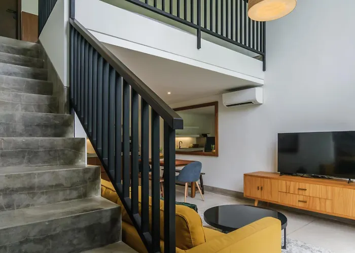 Sunset Loft Seminyak, Bali Apartahotel 3*