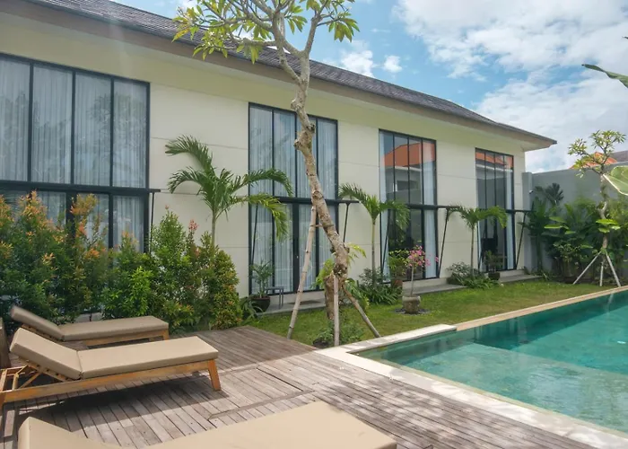 Sunset Loft Seminyak, Bali 3* Seminyak