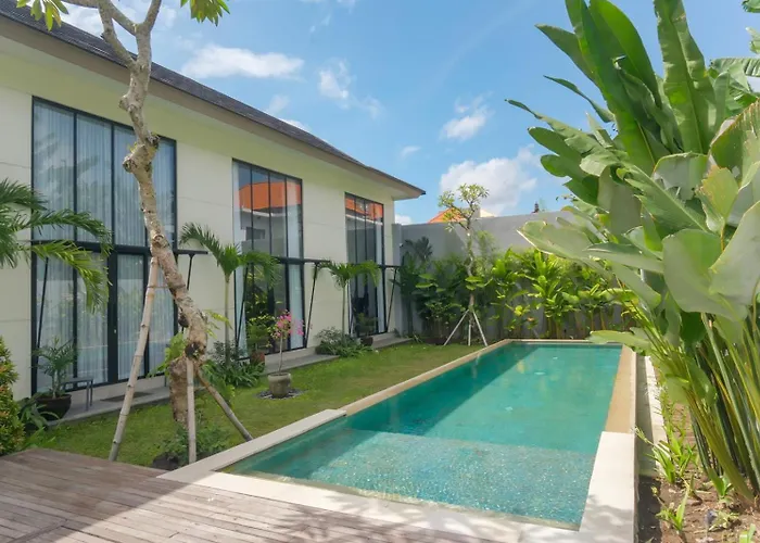 Apartahotel Sunset Loft Seminyak, Bali 3*