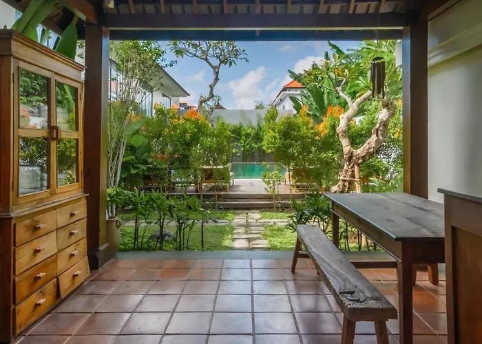 Sunset Loft Seminyak, Bali 3* Seminyak