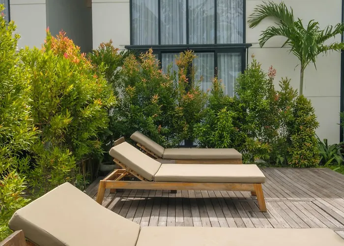 Sunset Loft Seminyak, Bali Apartahotel 3*
