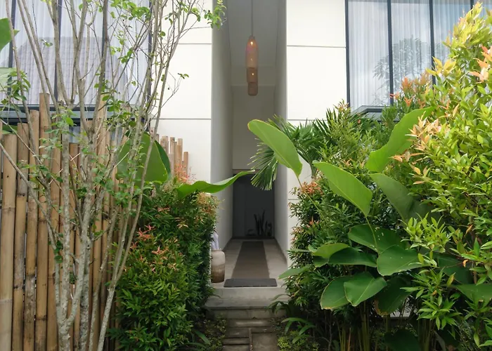Sunset Loft Seminyak, Bali Apartahotel Seminyak