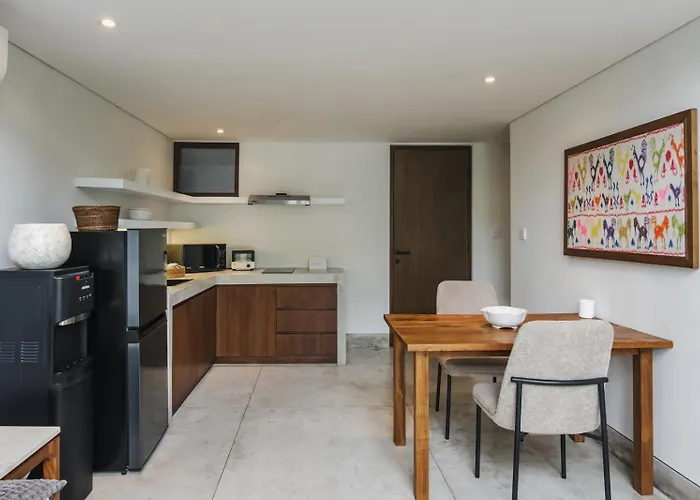 Sunset Loft Seminyak, Bali 3*