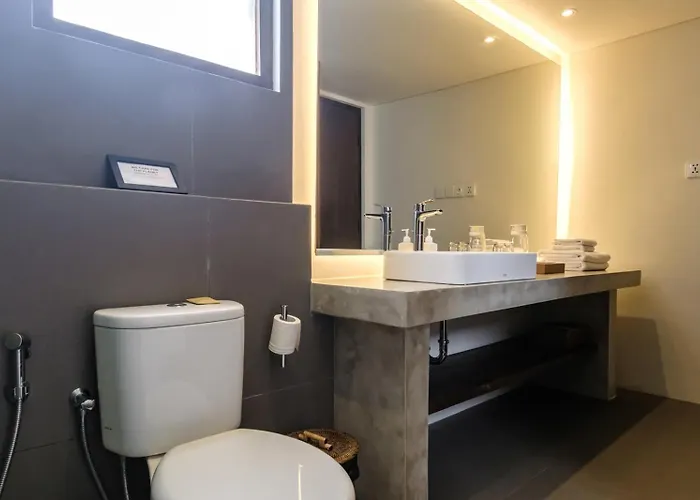 Sunset Loft Seminyak, Bali 3* سمينياك