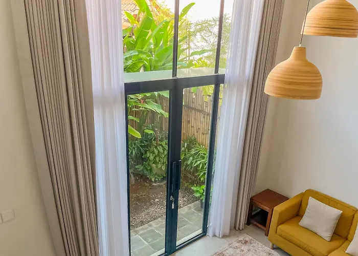 Sunset Loft Seminyak, Bali 3*